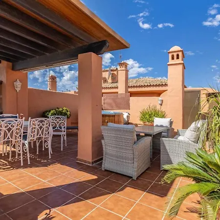 Coastal Gem Penthouse Apartament Estepona